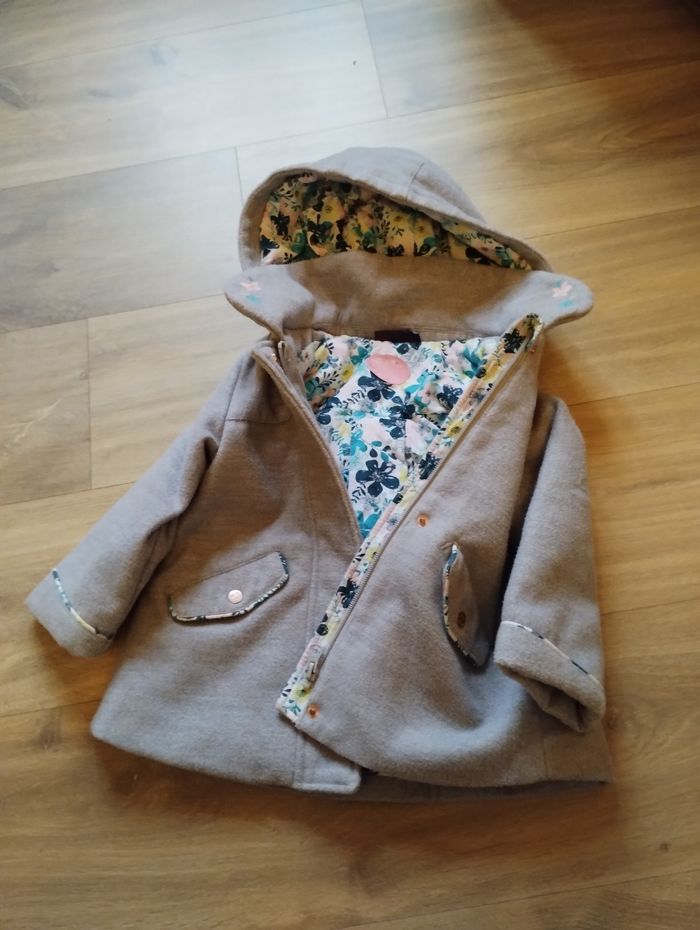 Joli blouson fille