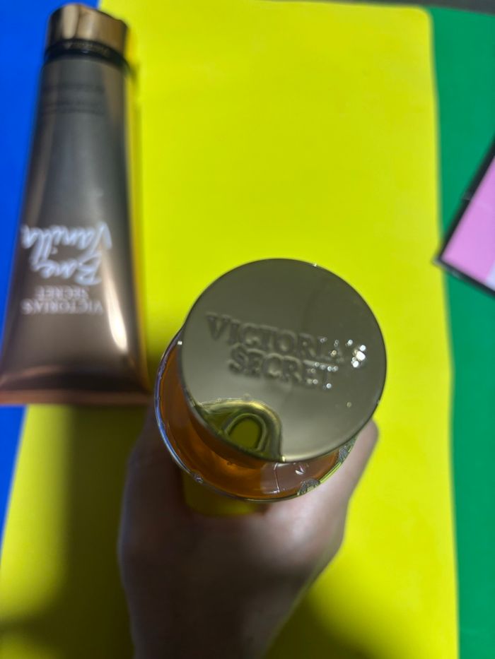 Ensemble brume plus crème Victoria’s Secret neuve - photo numéro 5