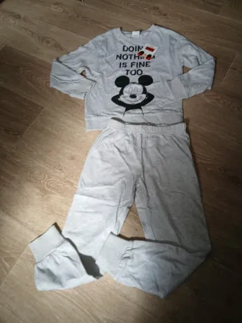 Pyjama Mickey mouse neuf 6 ans garçon