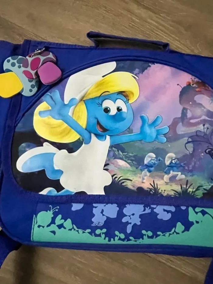 Cartable Schtroumpfs 💫 - photo numéro 2