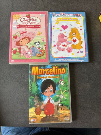 Lot de trois DVD pour enfants