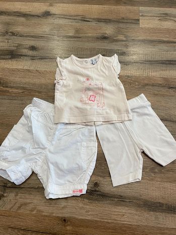 Lot 1 tee-shirt et 2 bas 3 mois