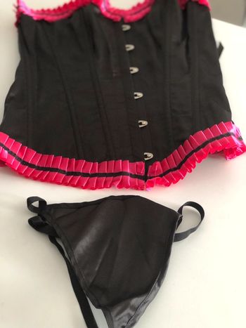 Ensemble lingerie sexy corset bustier + string