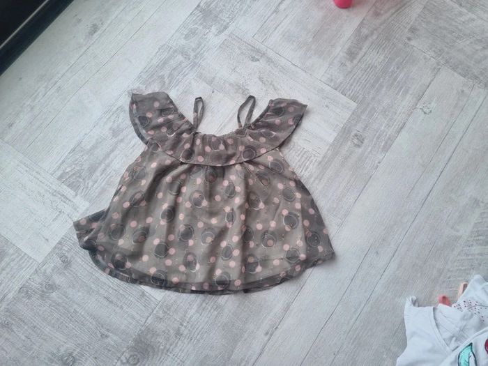 Haut Tee-shirt/débardeur Taille 5 ans - photo numéro 3