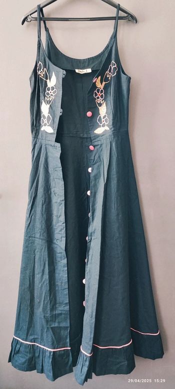 Robe coton noire broderie fleurs