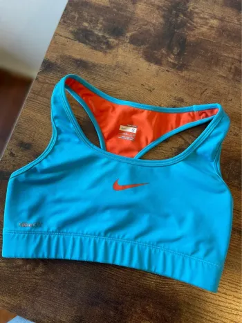Brassière de sport nike