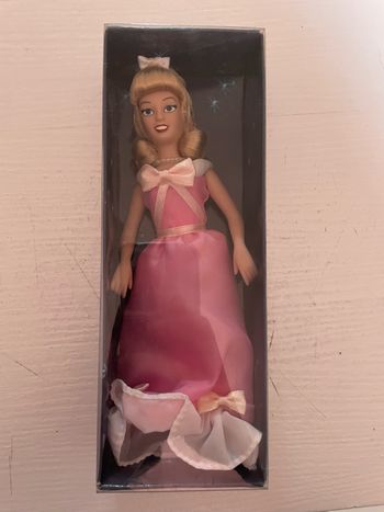 Poupées porcelaine atlas disney cendrillon en robe rose
