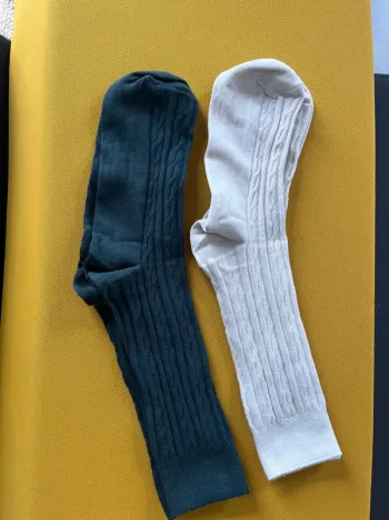 Lot de deux paires de chaussettes côtelées homme 39/42 écru et vert celio