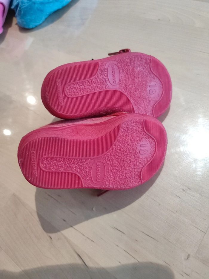 Pantoufles Bellamy taille 18 - photo numéro 4