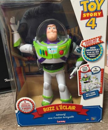 Figurine buzz l'éclair 