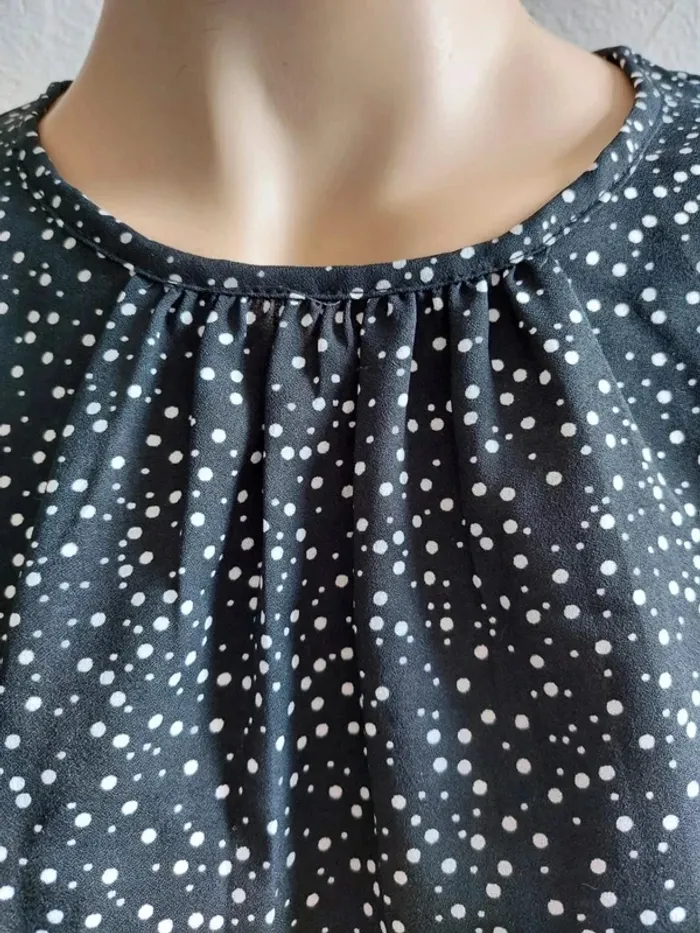 Haut sans manches à pois noir et blanc Taille S - photo numéro 3
