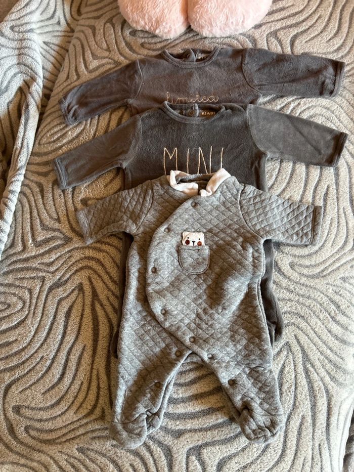 Lot de 3 pyjamas 1 mois