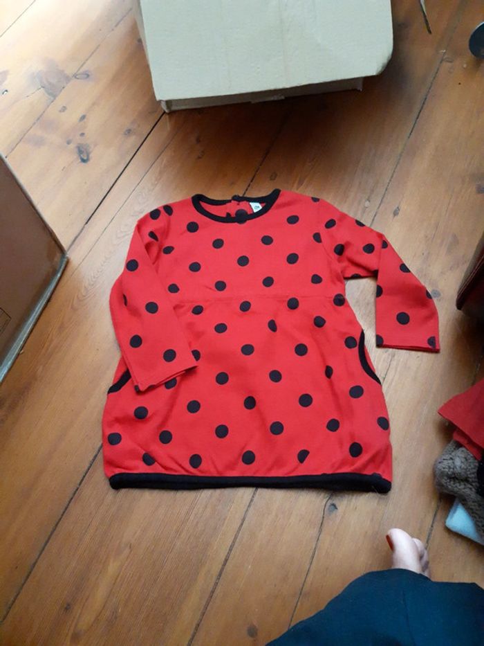 Robe rouge pois noir coccinelle 12 mois