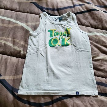 débardeur okaidi 8ans  (2e)