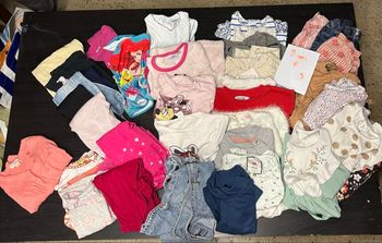 Lot vêtement 2 ans fille