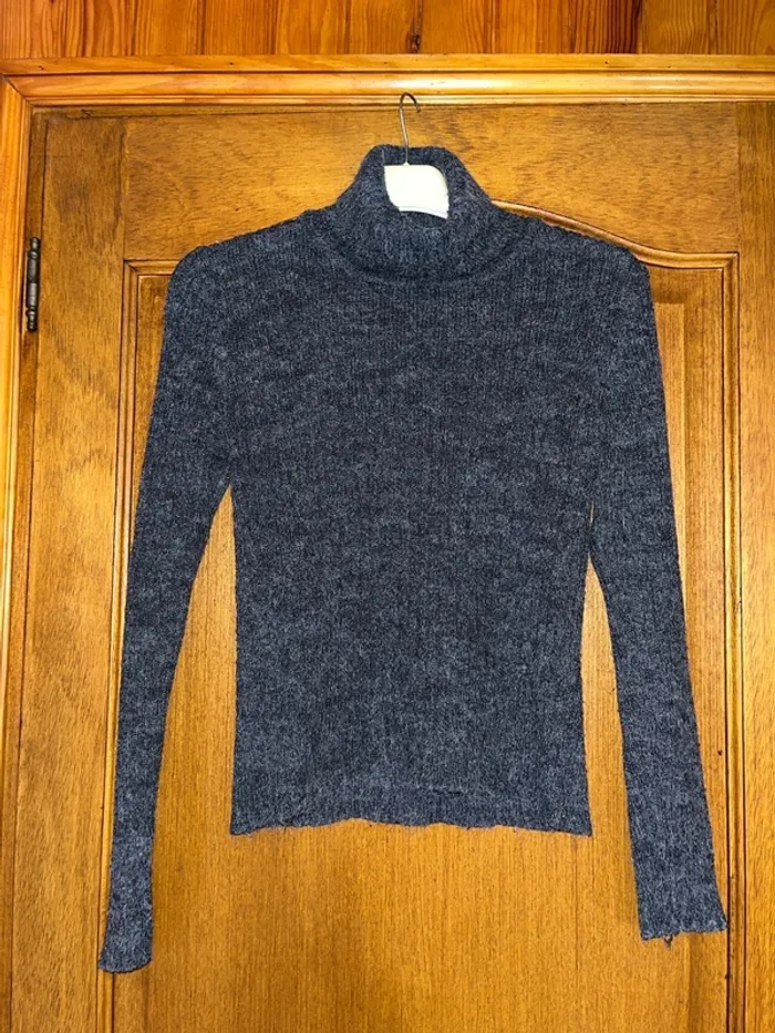 Pull col roulé gris