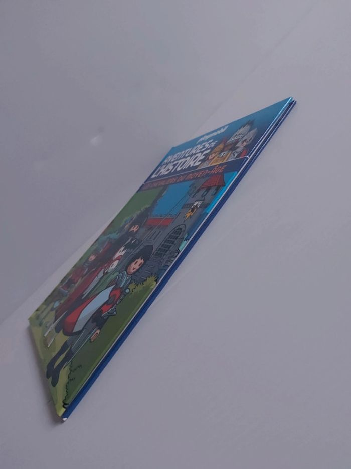 Livre Playmobil "Aventures de l'histoire" Les chevaliers du Moyen-Âge - photo numéro 10