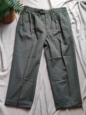 Pantalon chino gris kaki taille 46