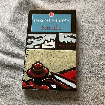 #Ferraille Pascale Roze. )