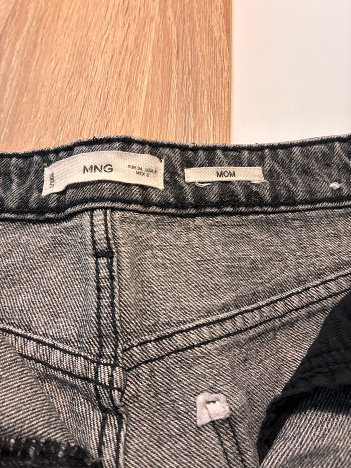 Jean mom Mango gris