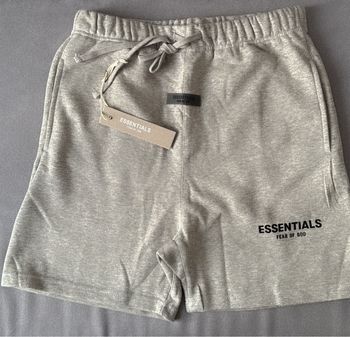 Short Fear of God Essentials gris chiné