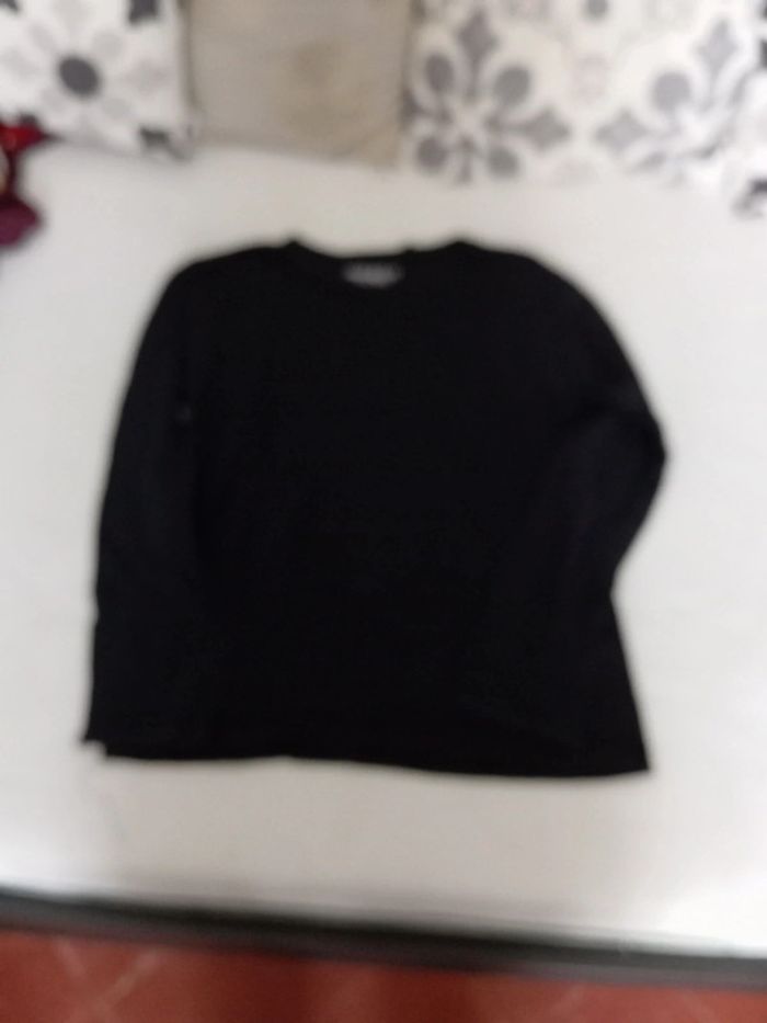 Tee shirt manches longues T 9/10 ans