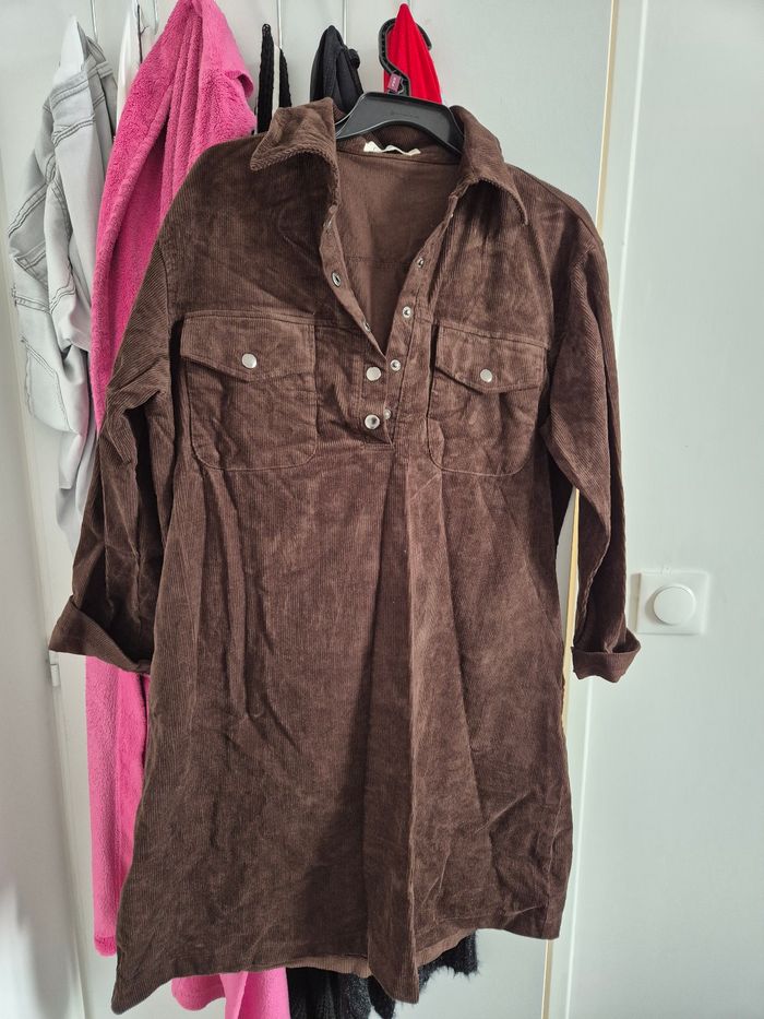 Robe en velour - photo numéro 3