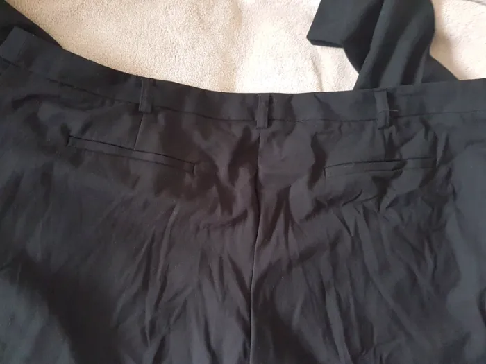 Pantalon noir kiabi T 46 Neuf - photo numéro 4