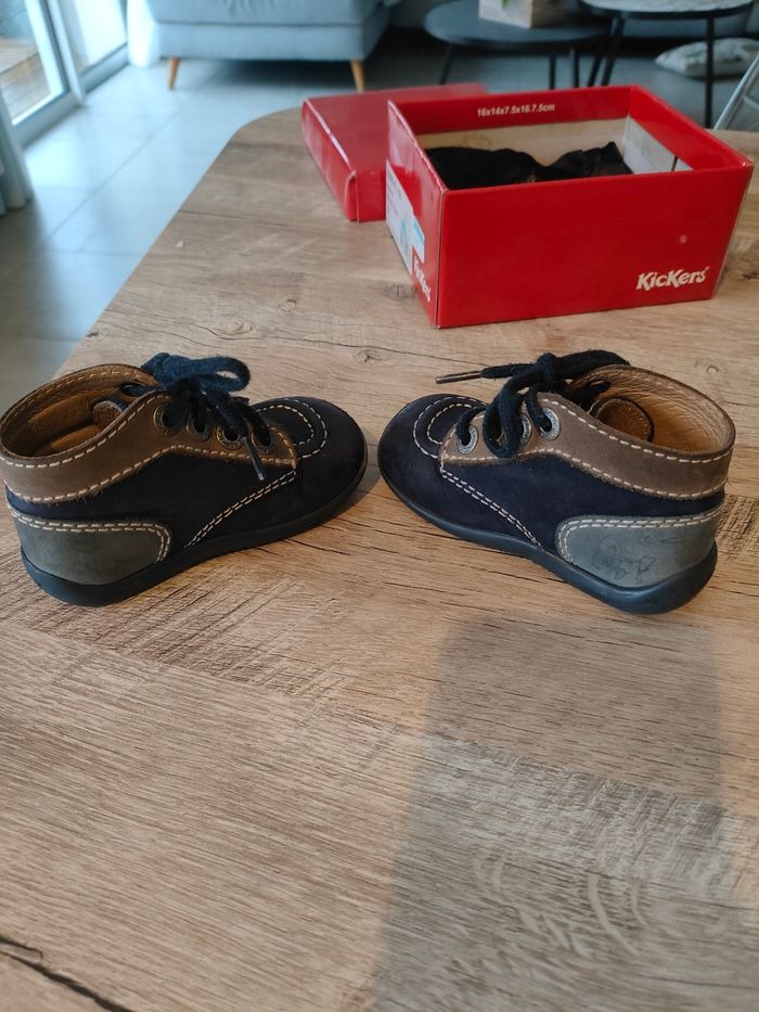 Chaussures Kickers bonbon taille 20 - photo numéro 4