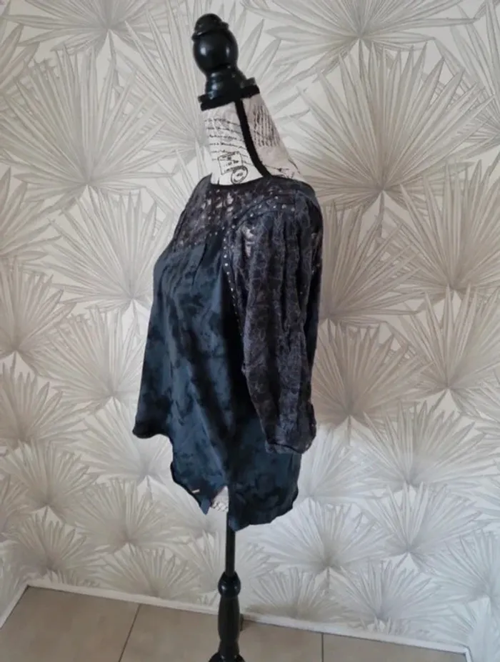 Jolie blouse Kaporal fantaisie taille 36 - photo numéro 4