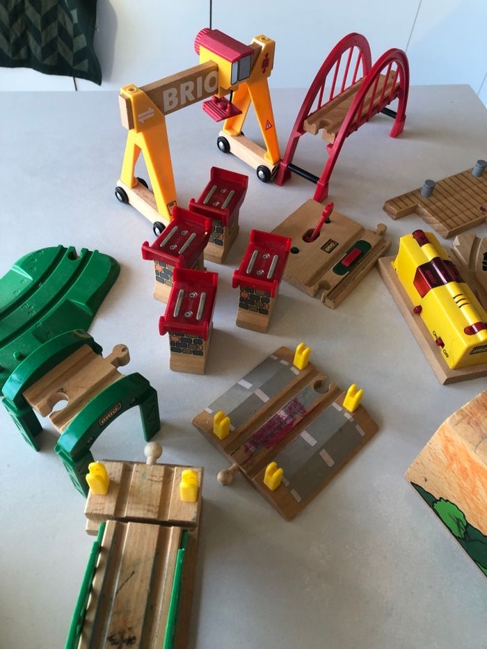 Lot de 19 pièces accessoires tarin Brio - photo numéro 2