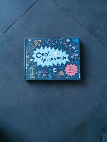 Livre cool astronomie neuf Fleurus