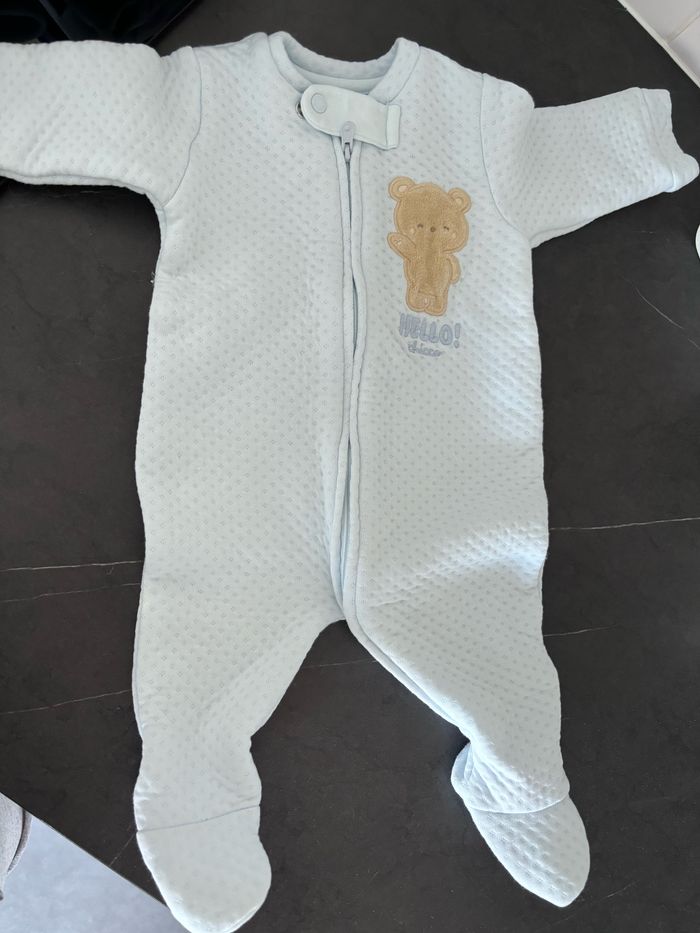 Lot 7  pijamas 3 mois - photo numéro 2