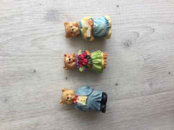 3 figurines oursons anciens