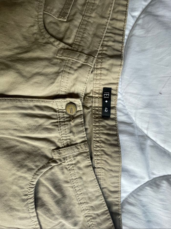 Short taille 42 - photo numéro 2