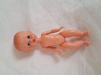 Poupée garçon cs Italie blond yeux bleus dormants Hauteur 14 cm ancien