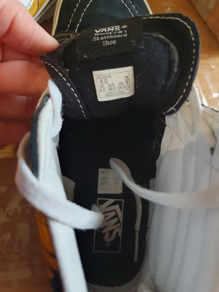 Vans montante - photo numéro 5