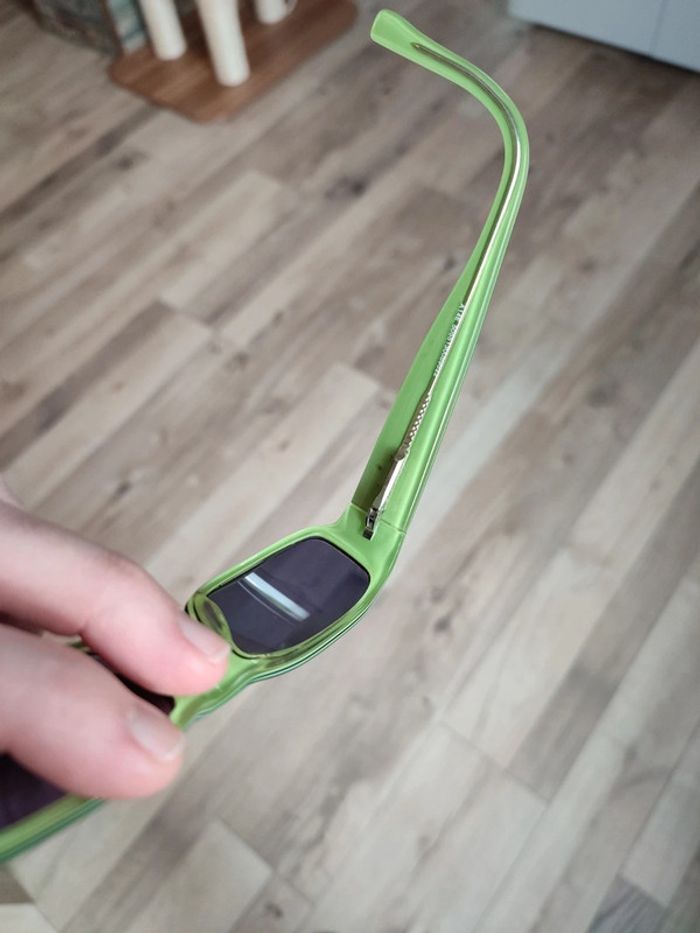 Lunettes de soleil - photo numéro 2