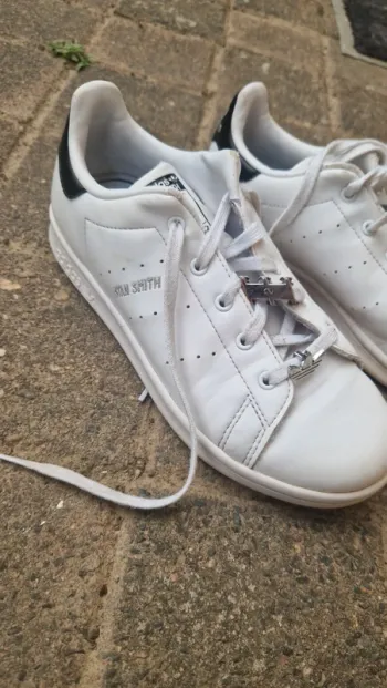 Basket stan sthim taille 35 blanche bon etat
