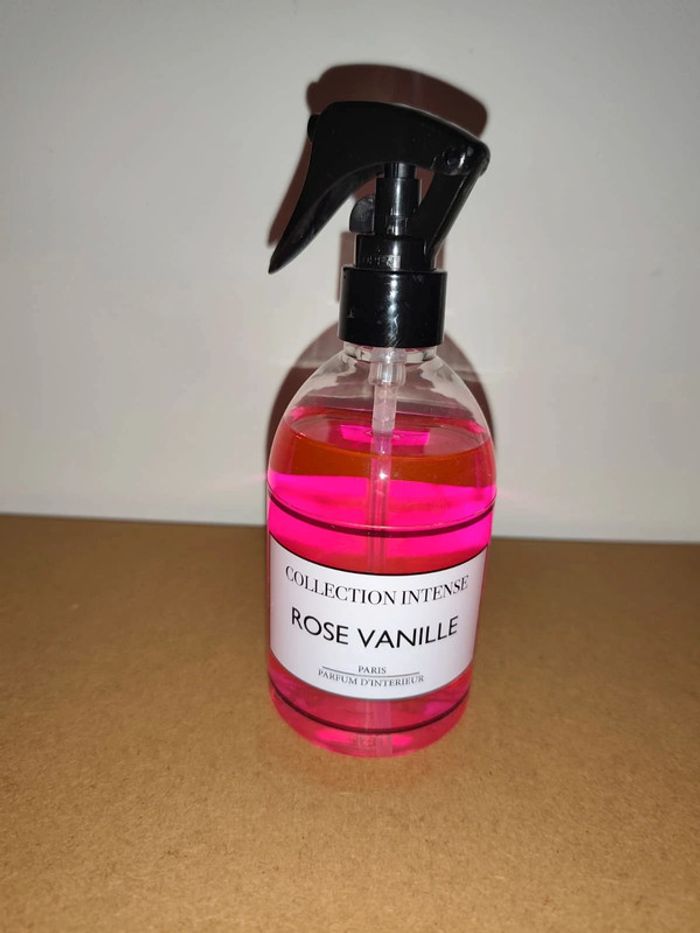 Spray d'ambiance " Rose vanille "