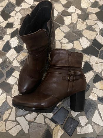 Bottines à talons cuir