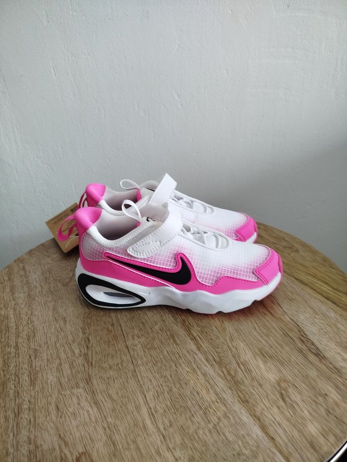 Baskets Nike T 28,5 - photo numéro 6