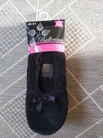 Ballerines pantoufles semelle extérieure en cuir.