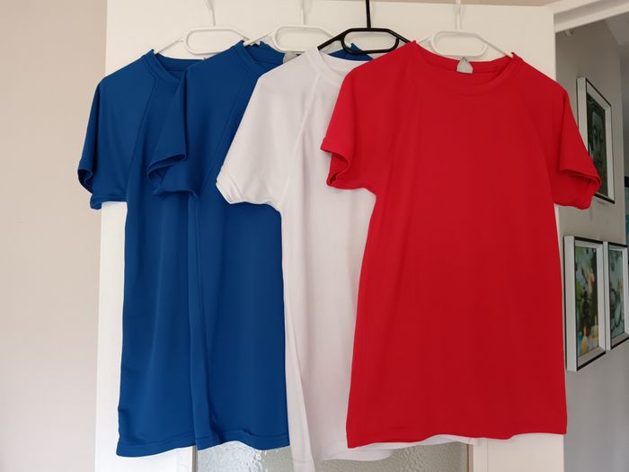 Lot de 4 tee shirt S/M