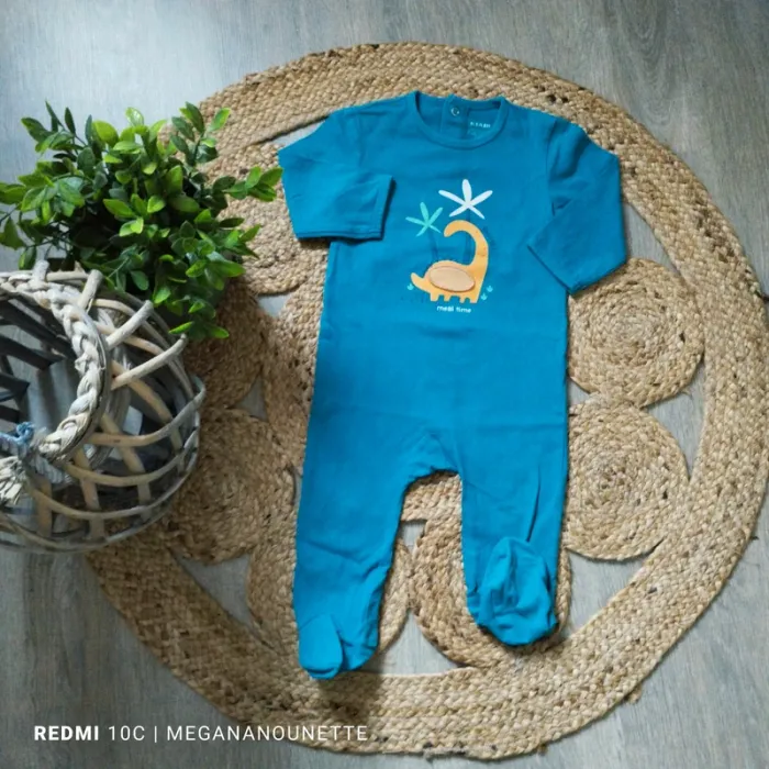 🦖💙 Pyjama grenouillère léger – Kiabi – Thème dinosaure – 12 mois / 74 cm – Très bon état - photo numéro 2