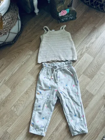 Jolie ensemble fille 12mois été exellent état