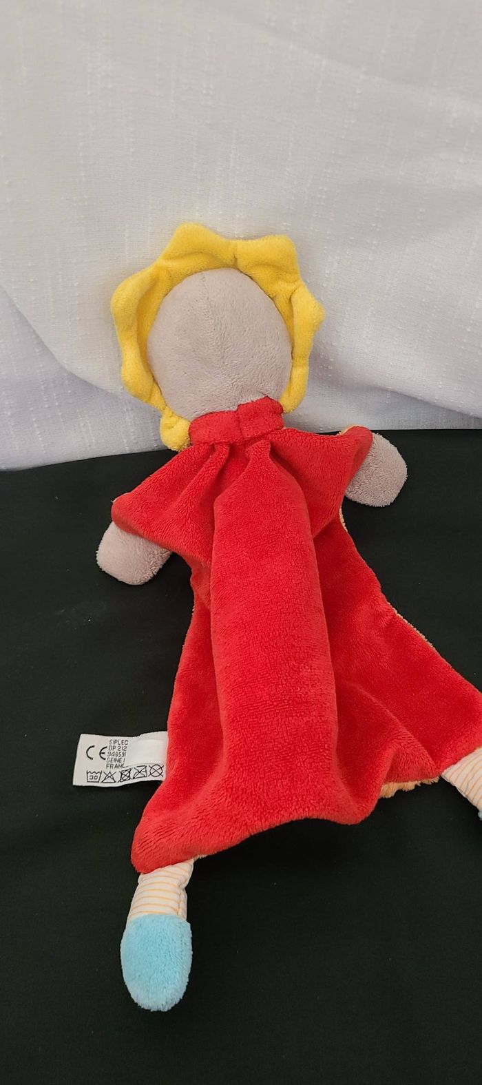 Mots d'enfants doudou plat lion orange rouge jaune bleu champignon pomme echarpe - photo numéro 3