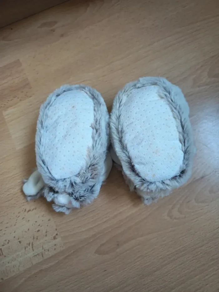 Chaussons bébé doudou lapins - photo numéro 2