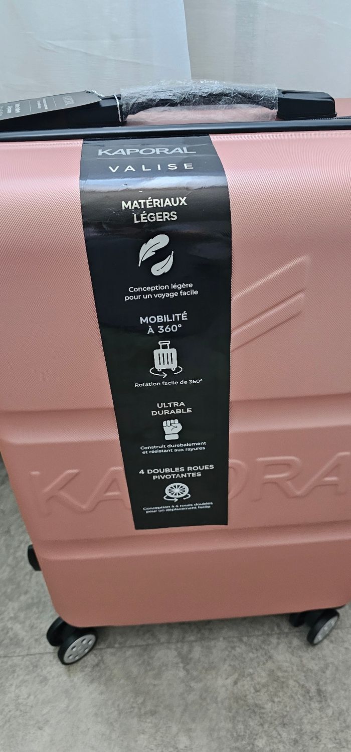 Elegante Valise neuve Kaporal - photo numéro 2
