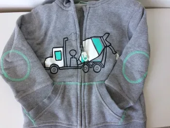 Gilet à capuche / Sweat Vertbaudet